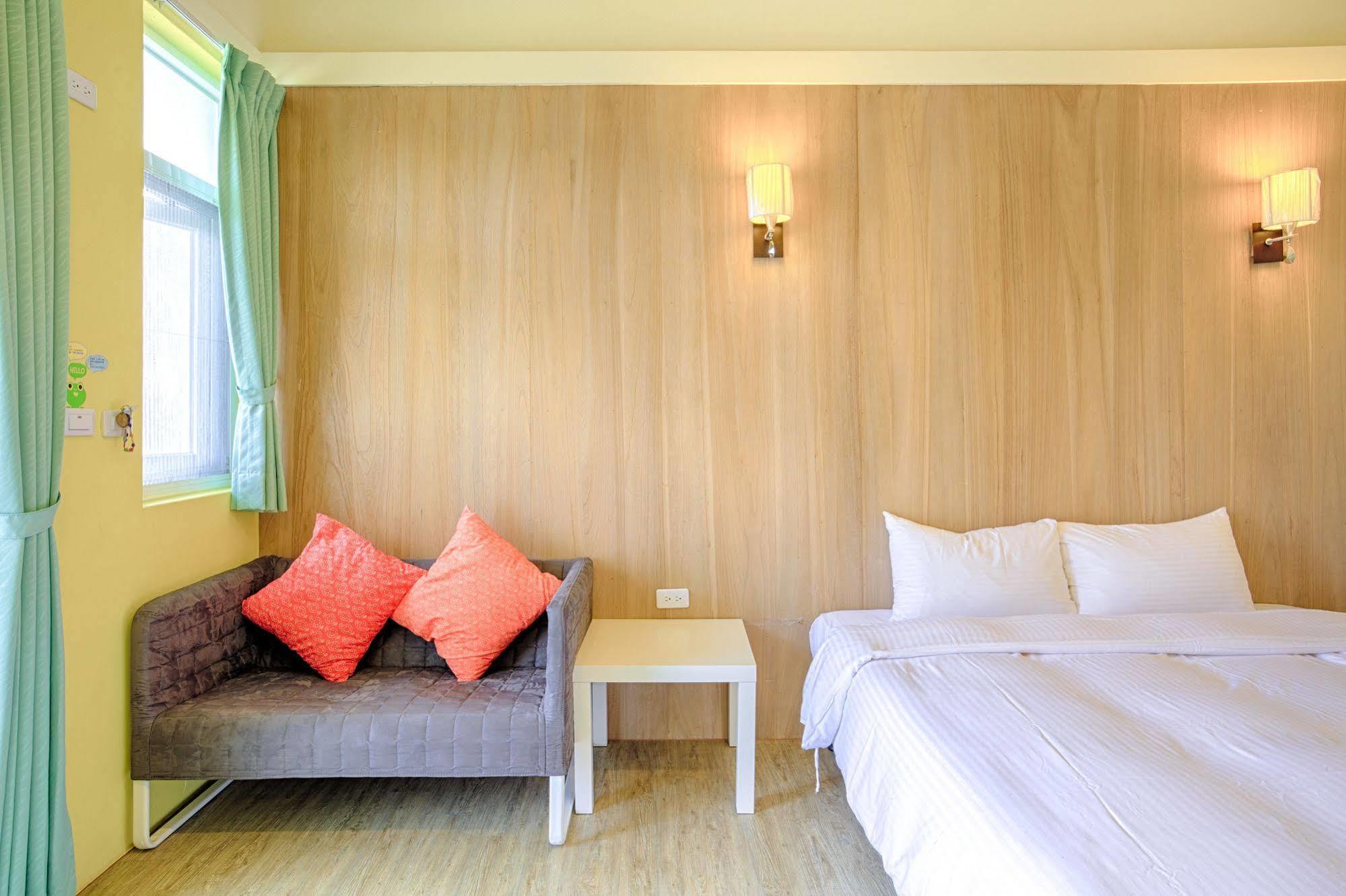 Love Summer Hostel Kenting Buitenkant foto