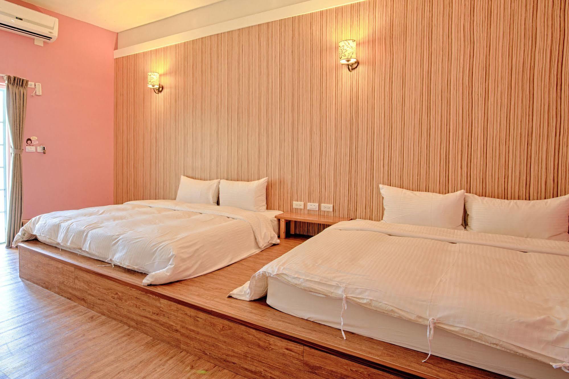 Love Summer Hostel Kenting Buitenkant foto